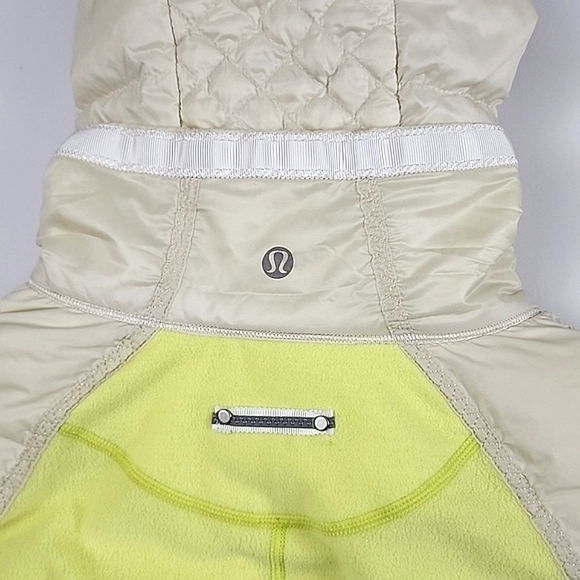 Lululemon Run Bundle Up Down Jacket Hooded Clarity Yellow Polar Cream Size 6 - Picture 8 of 16